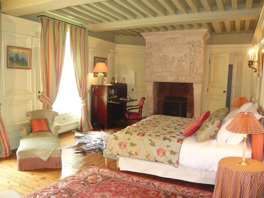 Chateau De Beneauville Bed and Breakfast Petiville  Exteriör bild
